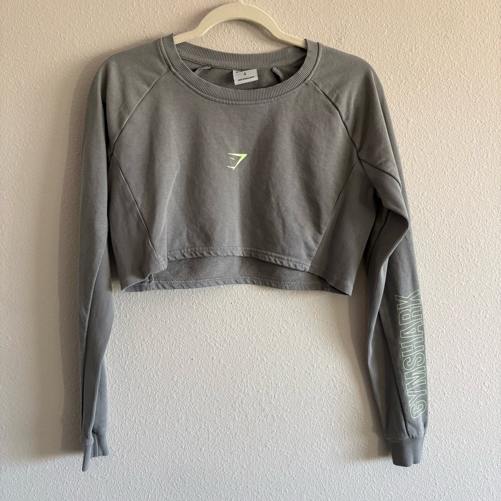 Gymshark Cropped Sweatshirt Pullover Long-Sleeve Women’s Small Grey Activewear